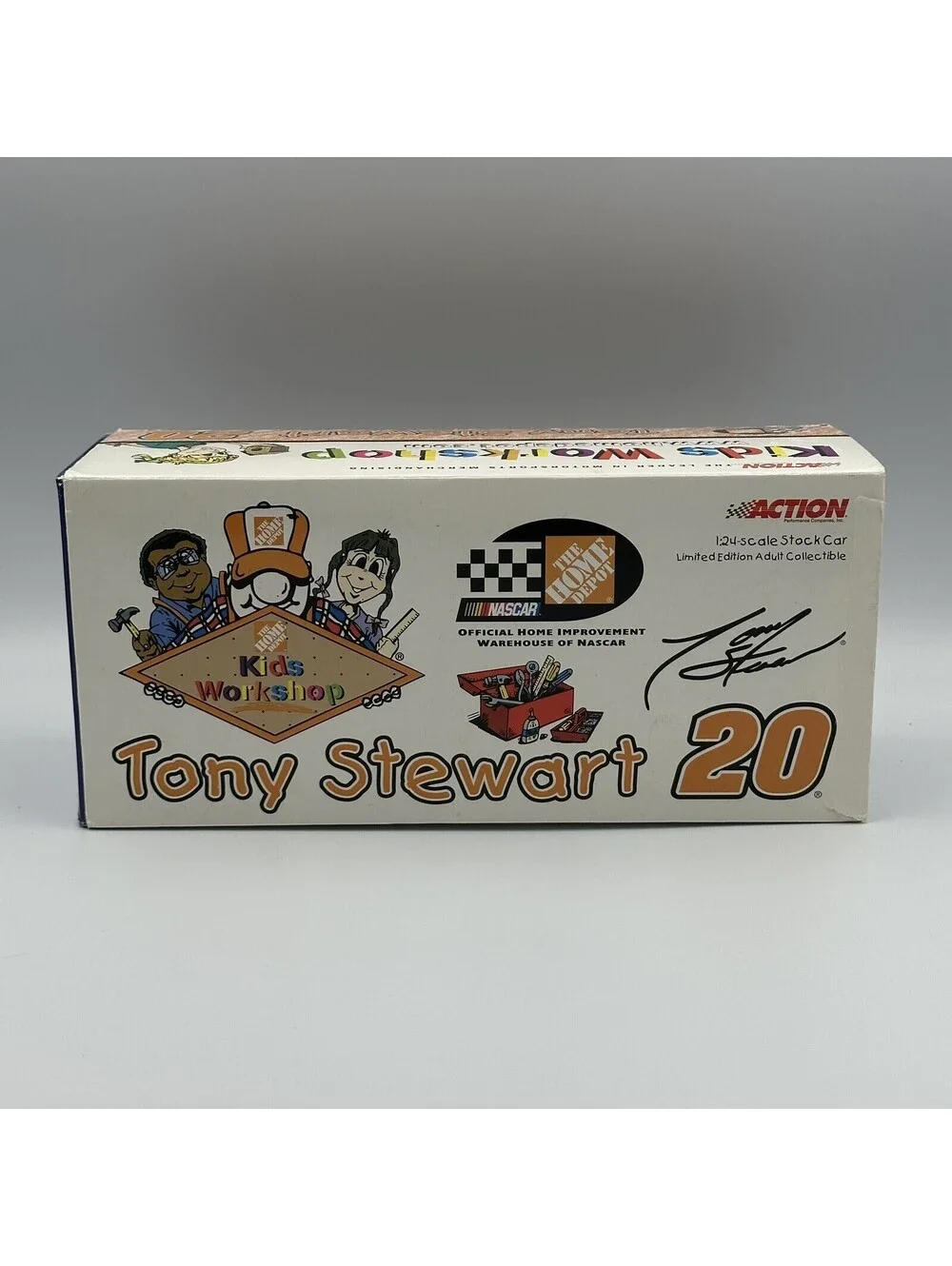 Tony Stewart #20 Home Depot Kids Workshop 2000 NASCAR 1:24 Diecast Action